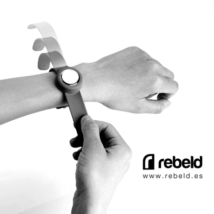 Reloj Slap-on con esfera analógica Numeric